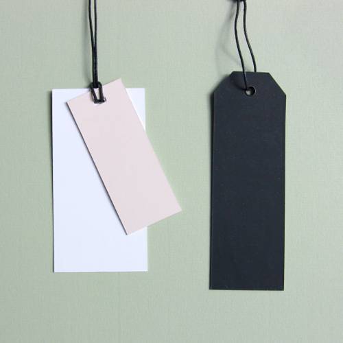 Photo by Angèle Kamp on Unsplash